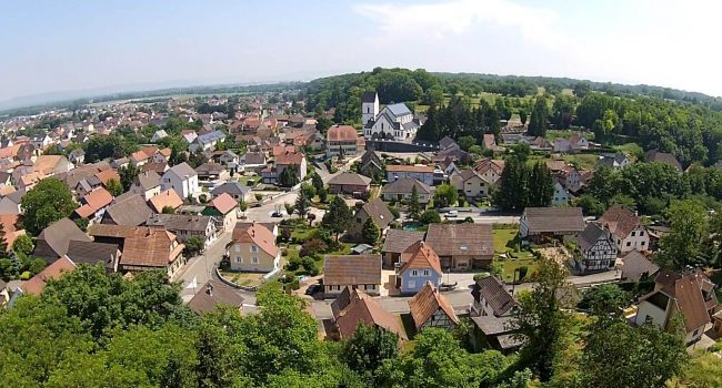vue-village-bartenheim-eglise